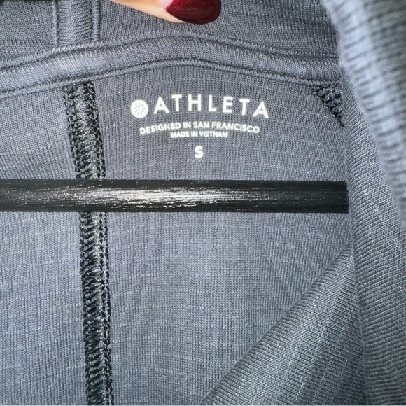 Athleta- Heathered Black lightweight Zipper Hoodie Overdized Woman SM - Picture 4 of 7